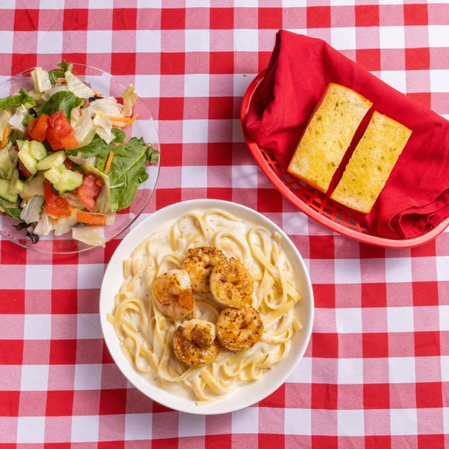 Shrimp Fettuccine Alfredo Dinner.